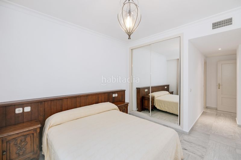 Foto 9e2d6462-b450-4c12-b113-fb31b2ae812f. Pis amb calefacció aparcament piscina a La Carolina - Guadalpín Marbella