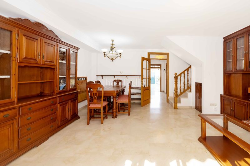 Foto a83830db-a0c7-4cb9-bf5c-b604f44a61b1. Casa adossada amb xemeneia a Valdeolletas - Las Cancelas - Xarblanca Marbella