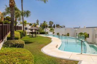 Casa adossada a Lomas de Marbella Club. Chalet adosado en milla de oro - nagüeles
