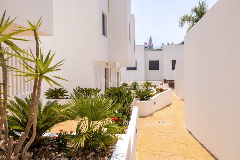Foto ab63ab55-48a3-4067-89c6-d5322800325b. Casa adossada amb calefacció aparcament piscina a Marbella