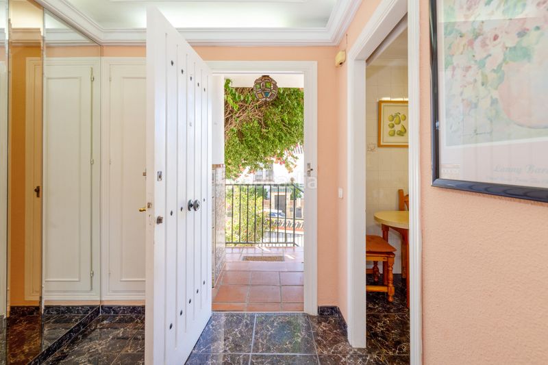 Foto 4da2e85e-b3c8-497a-ba54-aa8e4f416170. Casa adossada amb xemeneia aparcament a Torrecilla - La Cañada Marbella