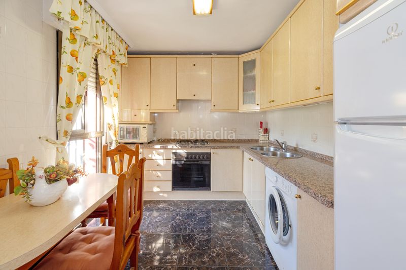 Foto 68d90538-35c2-48c4-a699-8e3a43fbbdf4. Casa adossada amb xemeneia aparcament a Torrecilla - La Cañada Marbella