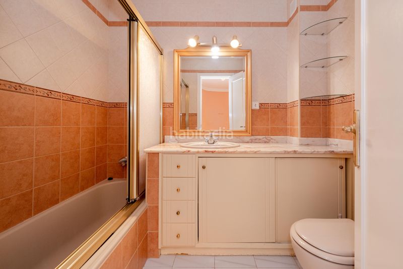 Foto 69c71977-2cda-4996-8728-5837d0b67631. Casa adossada amb xemeneia aparcament a Torrecilla - La Cañada Marbella