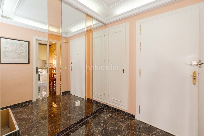 Foto ea20e9a0-bf35-46d0-8fdd-4a3e7d7d6576. Casa adossada amb xemeneia aparcament a Torrecilla - La Cañada Marbella