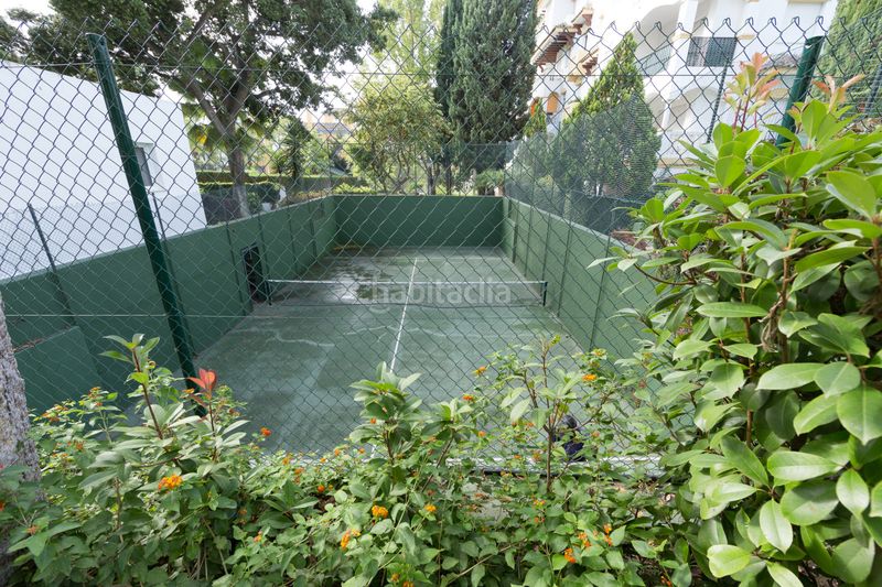 Foto 135b7368-e64b-42e6-a653-300f5fcb63d7. Àtic amb calefacció aparcament piscina a La Carolina - Guadalpín Marbella