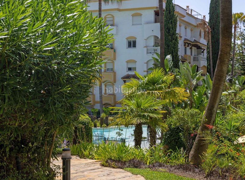 Foto 5850ebf7-d144-44b7-8e0b-49624c21f109. Àtic amb calefacció aparcament piscina a La Carolina - Guadalpín Marbella