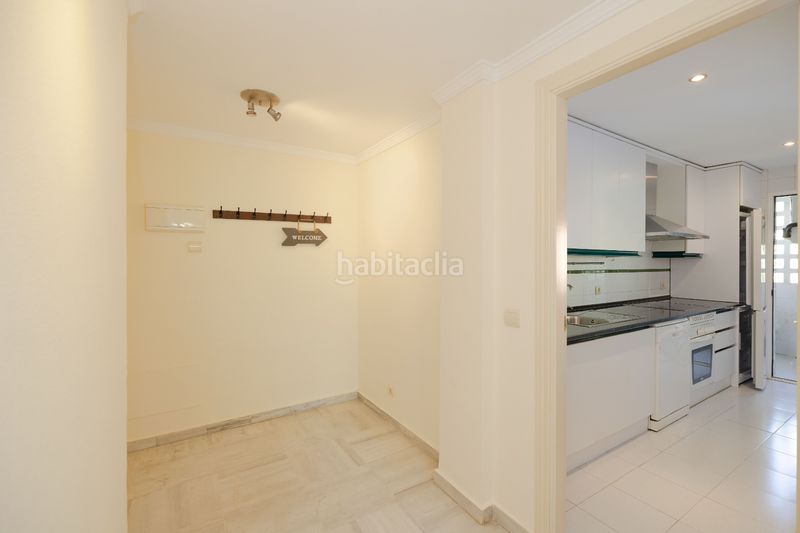 Foto 5cfda110-740f-4282-b47a-74758aceb182. Àtic amb calefacció aparcament piscina a La Carolina - Guadalpín Marbella