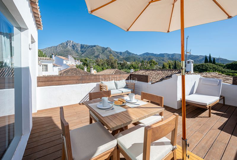 Foto 05e8d00a-f31c-4355-8c8c-fbd07e633b10. Casa adossada amb xemeneia calefacció a La Carolina - Guadalpín Marbella