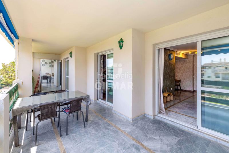 Foto 88407ab5-e943-40d5-a539-e57f38b8e33b. Attique avec chauffage parking piscine dans Nueva Andalucía centro Marbella