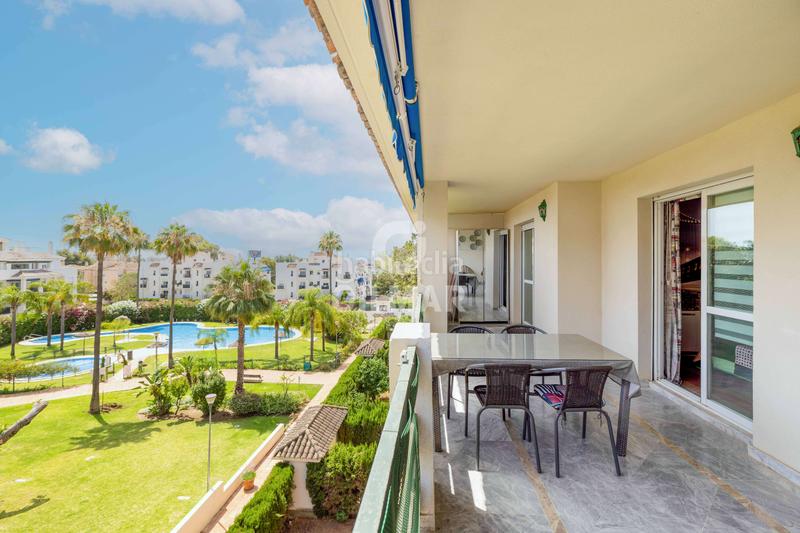 Foto a1d522ab-194f-4183-85d6-ed00ac4d1d60. Attique avec chauffage parking piscine dans Nueva Andalucía centro Marbella