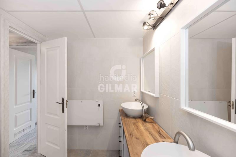 Foto d8021904-c9f9-40d9-8541-d8cf42df19de. Attique avec chauffage parking piscine dans Nueva Andalucía centro Marbella