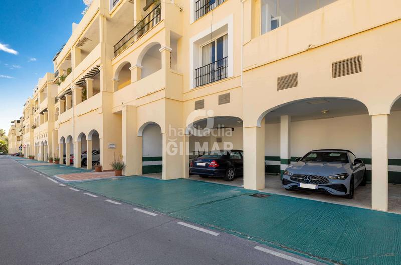 Foto 1a3d9016-5b2d-46cb-b8da-a2c0c7f5a65e. Attique avec chauffage parking piscine dans La Quinta Benahavís