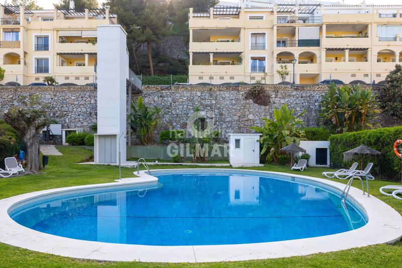 Foto 5715718f-d0b2-4b4d-accc-b8d74231b323. Attique avec chauffage parking piscine dans La Quinta Benahavís