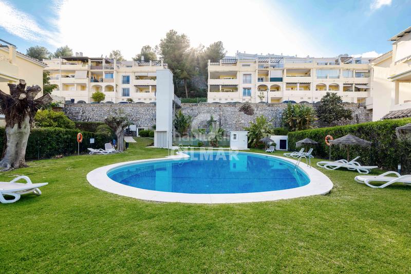 Foto 688d5dc1-4234-41ba-b946-0fd93ef06960. Attique avec chauffage parking piscine dans La Quinta Benahavís