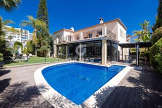 Xalet a Guadalmina Alta. Magnífica villa en primera línea de golf  guadalmina alta, marbe