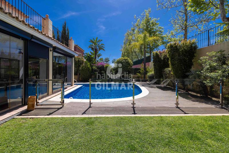 Foto 041d9fd4-e0b0-49f6-b235-c8f56e7053ca. Chalet avec chauffage parking piscine dans Guadalmina Alta Marbella