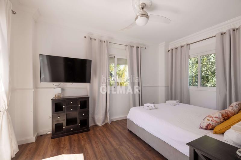 Foto 460a25b1-1948-48bc-b33b-6ac925ddd58e. Chalet avec chauffage parking piscine dans Guadalmina Alta Marbella