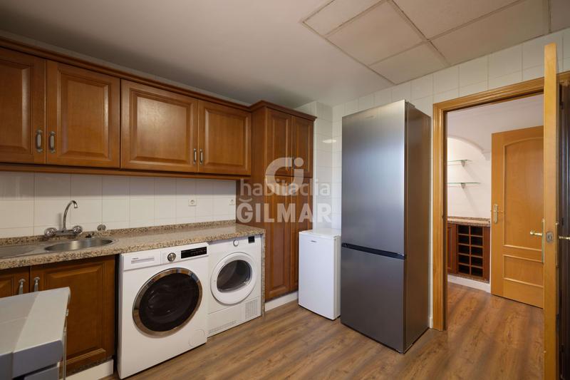 Foto 5e8d5574-2ace-4c15-840a-f36cb3492e0a. Chalet avec chauffage parking piscine dans Guadalmina Alta Marbella