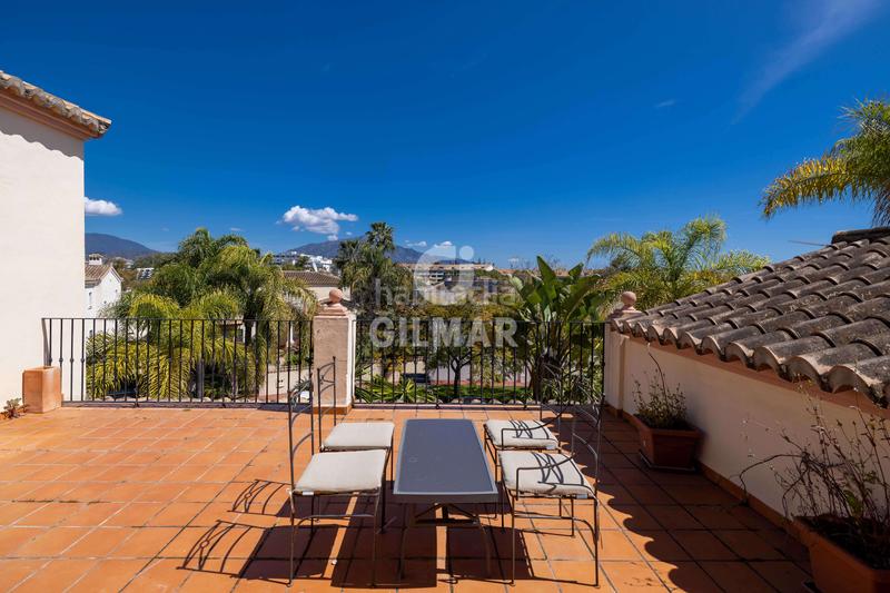 Foto 73facd2b-cdbd-4c66-b163-071de980b26a. Chalet avec chauffage parking piscine dans Guadalmina Alta Marbella