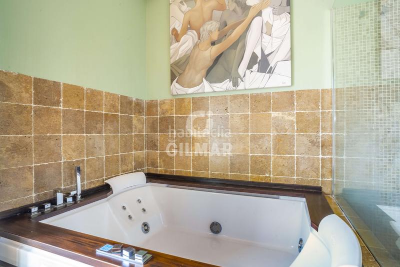 Foto 704a6ffc-1c2b-47eb-abe7-df81dd703abe. Xalet amb calefacció aparcament piscina a San Pedro de Alcántara Pueblo Marbella