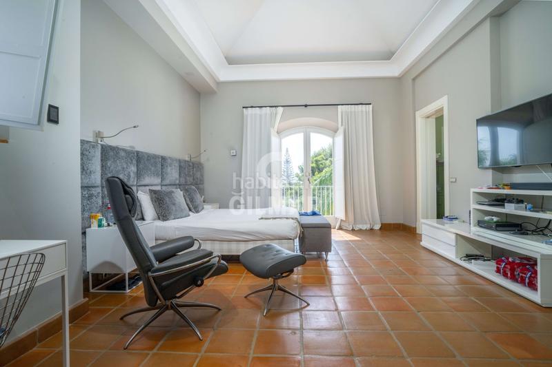 Foto 9167dccc-4a94-43ba-a888-d526393c58ee. Xalet amb calefacció aparcament piscina a San Pedro de Alcántara Pueblo Marbella