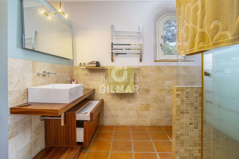 Foto bdcbdcd7-0a2a-454f-9c3e-c9553b5fc398. Xalet amb calefacció aparcament piscina a San Pedro de Alcántara Pueblo Marbella