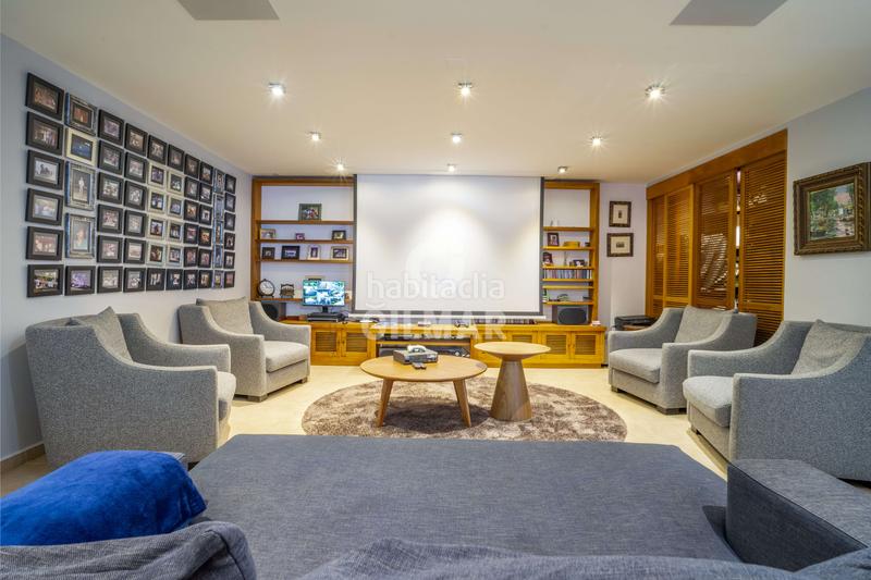 Foto c7cf477b-c10c-441f-b61f-9b34241cd0a9. Xalet amb calefacció aparcament piscina a San Pedro de Alcántara Pueblo Marbella