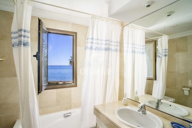 Foto 2c497b40-d507-4307-b766-3fe9b4c61a0d. Casa adossada amb calefacció aparcament piscina a Marbella