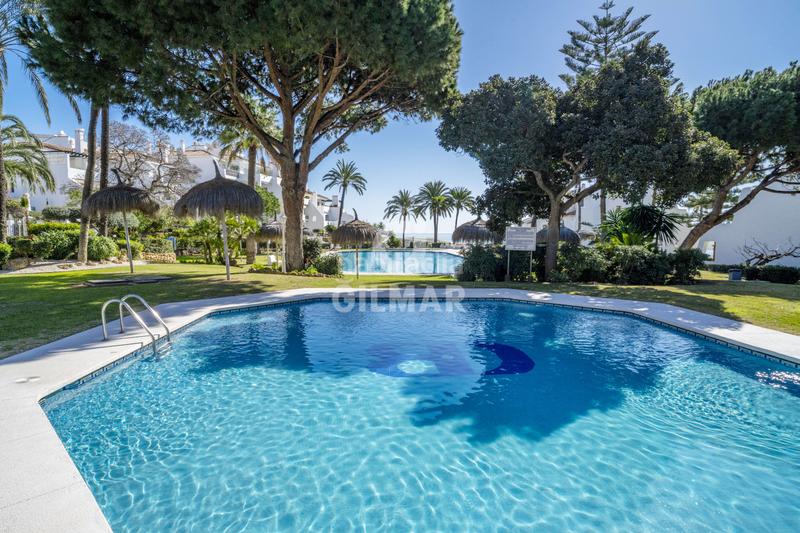 Foto de69a3e3-e868-4e08-bcfe-b4590287f263. Casa adossada amb calefacció aparcament piscina a Marbella