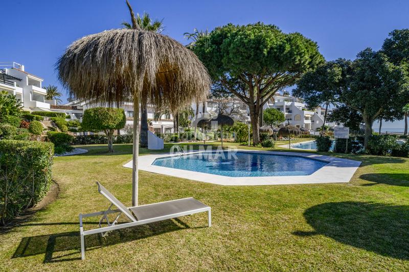 Foto f78c69f4-9467-4d25-ae59-b90d7993c3dd. Casa adossada amb calefacció aparcament piscina a Marbella