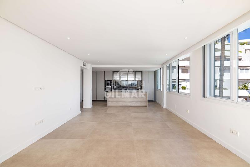 Foto 7f2b5b62-77e2-4f6b-a89e-92fc66e833e8. Appartement avec chauffage parking piscine dans Nueva Andalucía centro Marbella