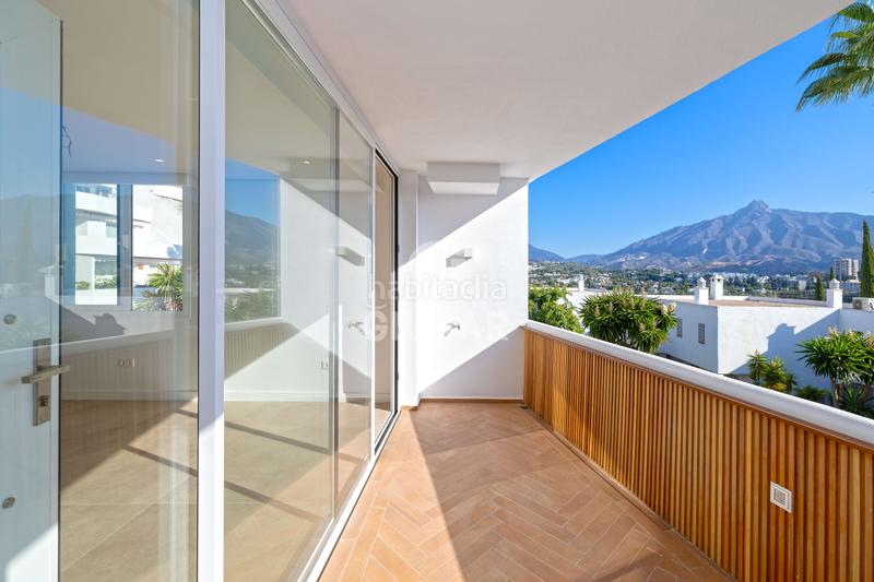Foto 97eb37d1-433e-4d19-b415-e8dc90440b73. Appartement avec chauffage parking piscine dans Nueva Andalucía centro Marbella