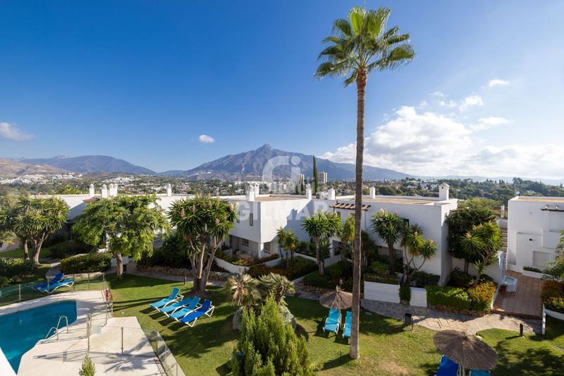 Foto aa1b6191-795f-4465-96ee-f2995a911ce7. Appartement avec chauffage parking piscine dans Nueva Andalucía centro Marbella