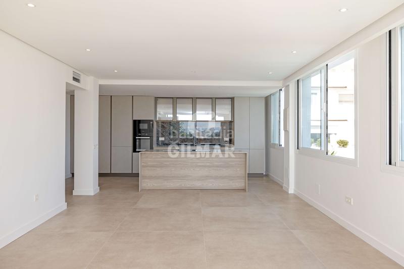 Foto f01b8fb3-a5dc-4441-af2b-db271df94f14. Appartement avec chauffage parking piscine dans Nueva Andalucía centro Marbella