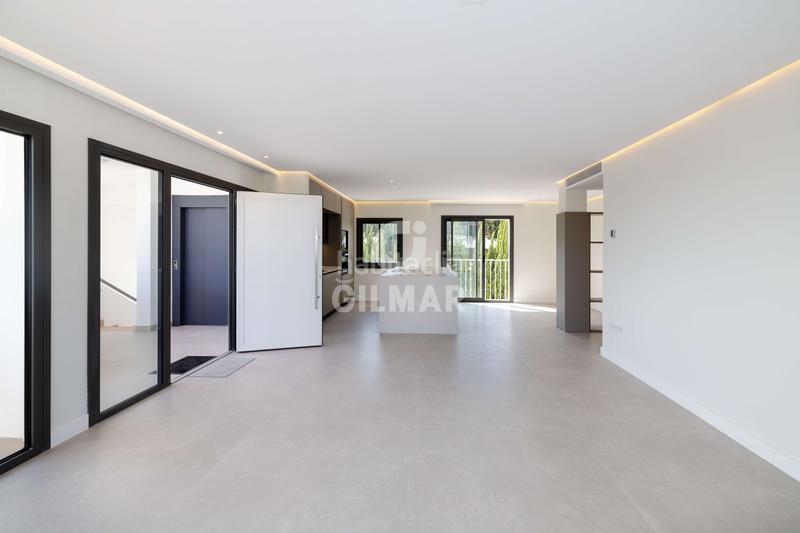 Foto 21589019-6785-4b94-a937-028742ed10dd. Apartament amb calefacció aparcament piscina a Nueva Andalucía centro Marbella