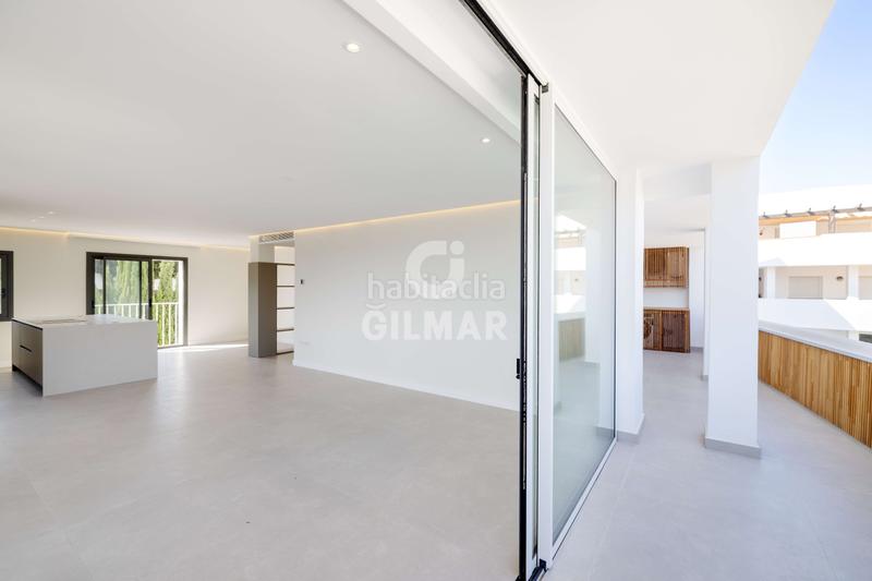 Foto 48541283-5f04-4db1-8bea-8fc20b053b7f. Apartament amb calefacció aparcament piscina a Nueva Andalucía centro Marbella