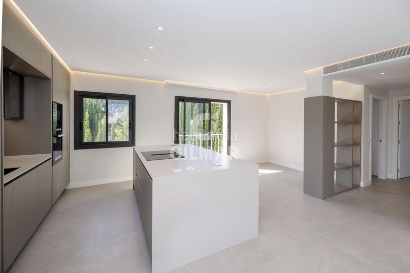 Foto 53ceb3c8-9c80-44c7-801f-11f05abb6727. Apartament amb calefacció aparcament piscina a Nueva Andalucía centro Marbella