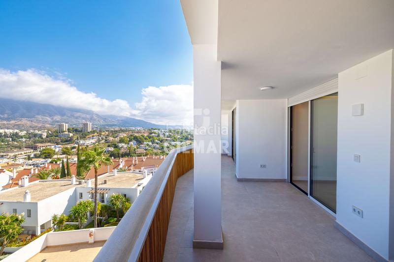 Foto a9d665b9-8f9e-4b97-893d-60037e9355a1. Apartament amb calefacció aparcament piscina a Nueva Andalucía centro Marbella