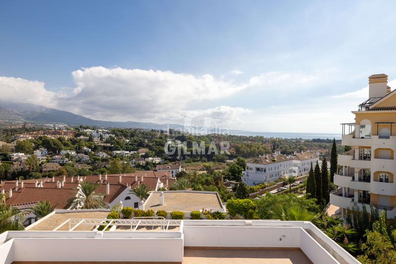 Foto c2f47aea-c691-43fa-b334-6dcd5203438d. Apartament amb calefacció aparcament piscina a Nueva Andalucía centro Marbella