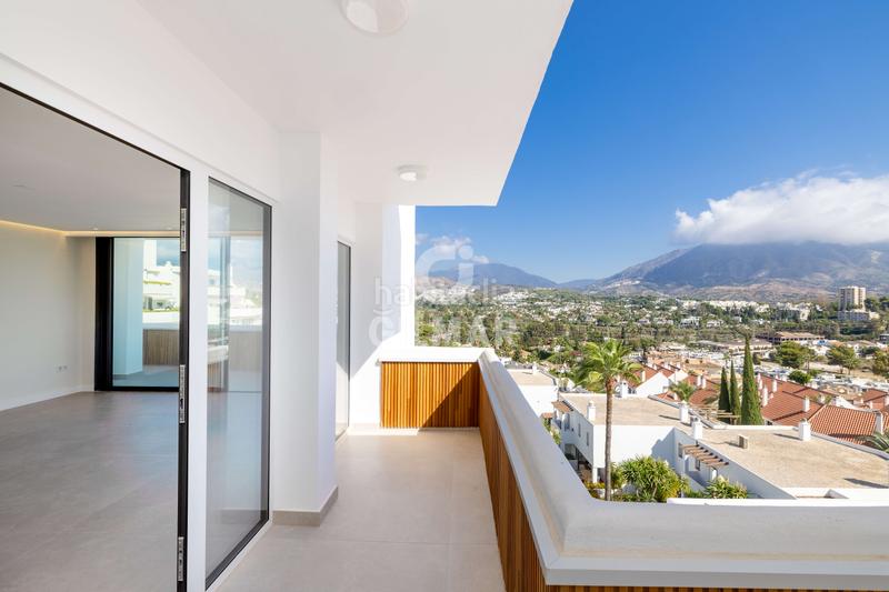 Foto ce504a6b-cc60-4bf4-8e45-b89f2f7eaffa. Apartament amb calefacció aparcament piscina a Nueva Andalucía centro Marbella