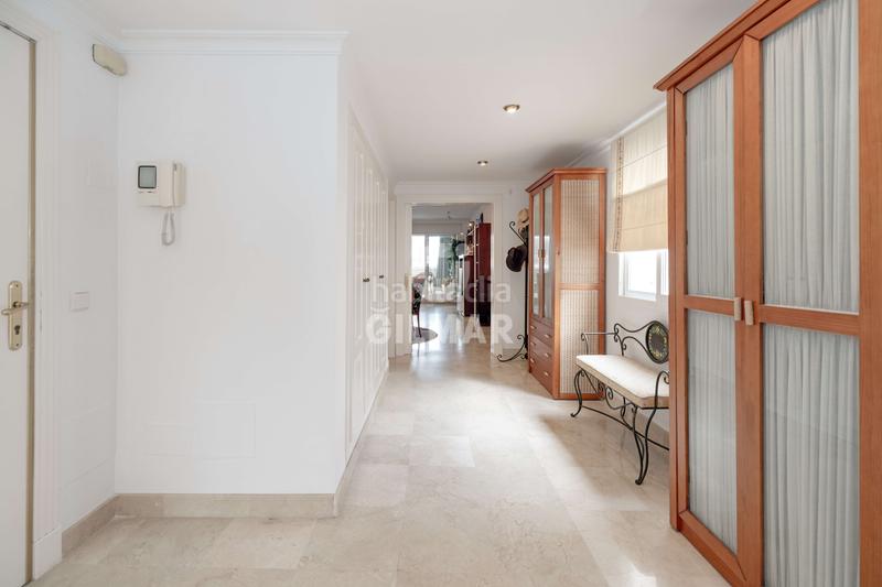 Foto 1e0c95c9-f3fb-49f2-9d74-d12bc59c9aaf. Apartament amb calefacció aparcament piscina a La Carolina - Guadalpín Marbella