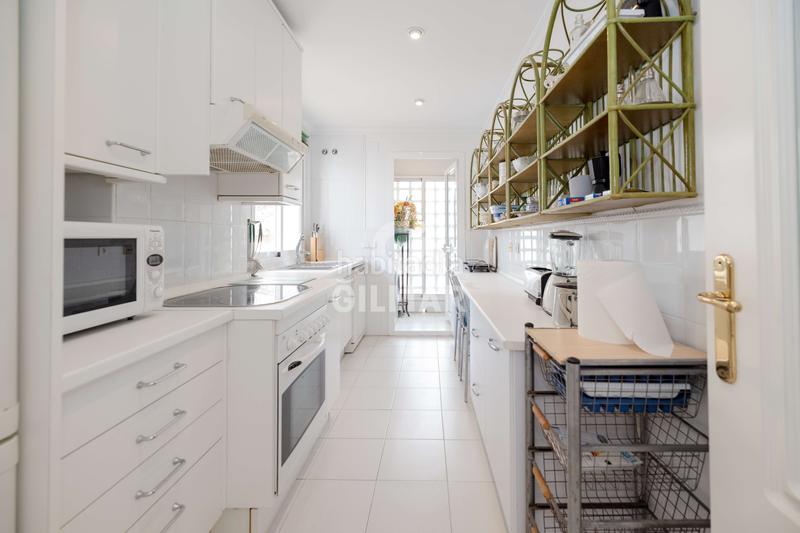 Foto 73ccddb6-ff39-4a76-85e7-16dfa2c0bbcc. Apartament amb calefacció aparcament piscina a La Carolina - Guadalpín Marbella