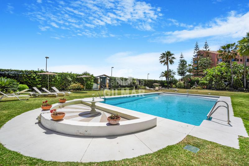 Foto a3d8d385-b0c6-42b0-82fa-c414754de534. Apartament amb calefacció aparcament piscina a La Carolina - Guadalpín Marbella
