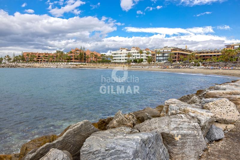 Foto b3abcac3-db2d-4af0-9b2b-7f0aef0a29ef. Apartament amb calefacció aparcament piscina a La Carolina - Guadalpín Marbella