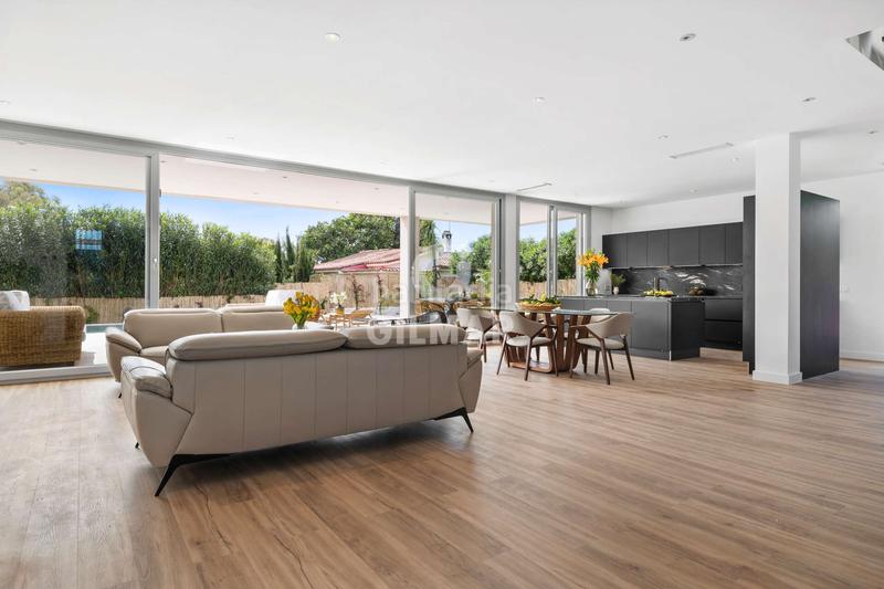 Foto 81b602ea-e113-4c74-b531-68505450dd82. Chalet avec chauffage parking piscine dans Nueva Alcántara Marbella