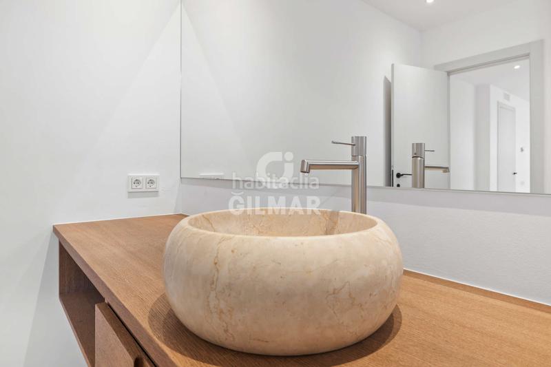 Foto f8cc2019-cae9-4353-8bb3-9322c8327e02. Chalet avec chauffage parking piscine dans Nueva Alcántara Marbella