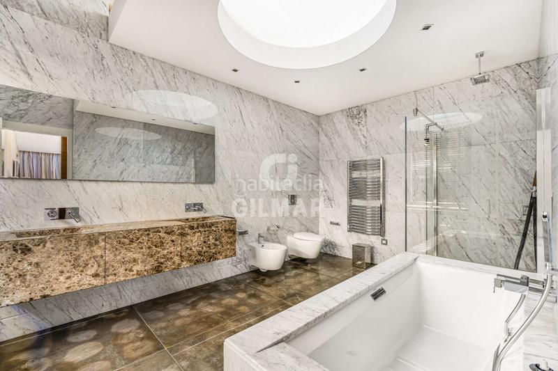 Foto 504f25b5-7b09-46b4-b657-e82d69d21d59. Chalet avec chauffage parking piscine dans La Zagaleta Benahavís