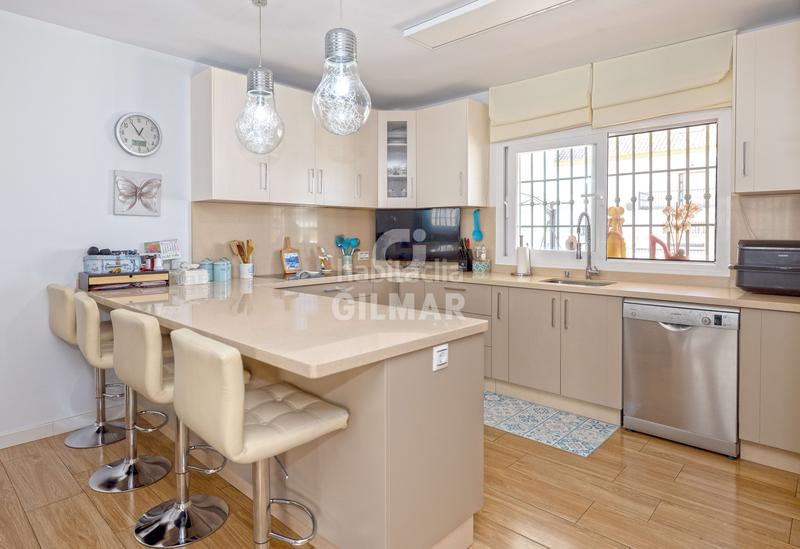 Foto e0eb1a31-a2fb-47d0-babb-4c0ea0e0b57b. Xalet amb calefacció aparcament a San Pedro de Alcántara Pueblo Marbella