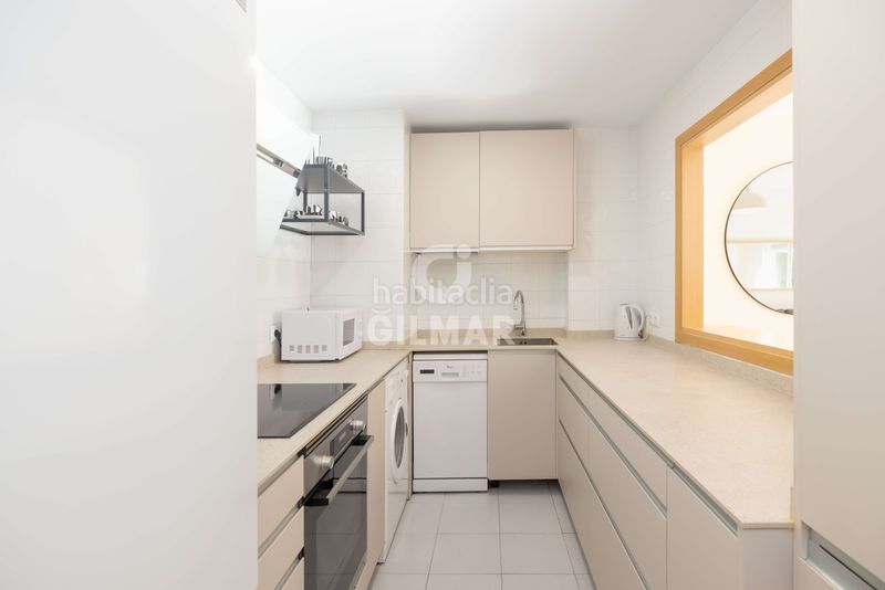 Foto 4cf44983-b02e-4f20-9f80-8ebffee1571f. Apartament amb calefacció aparcament piscina a Puerto Banús Marbella