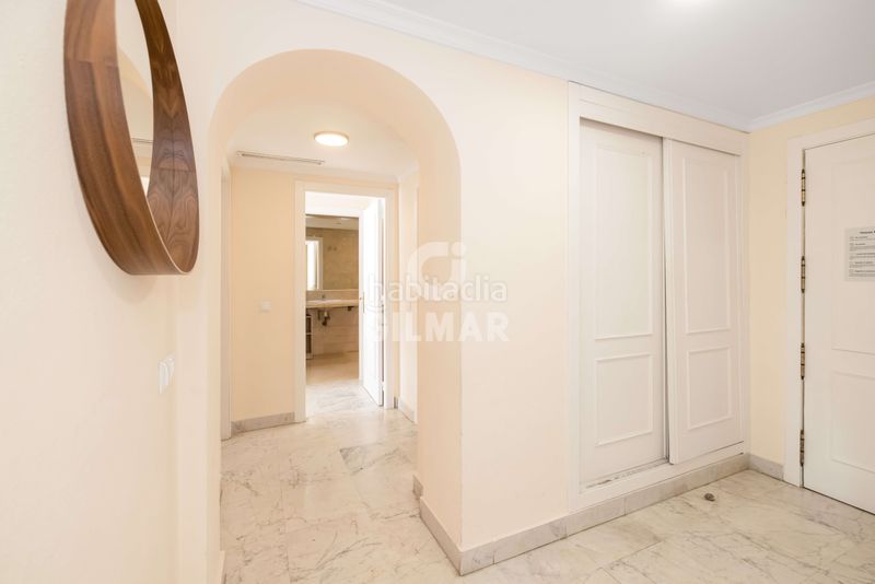 Foto 4ec066fd-0a4a-4687-b969-95c706512edf. Apartament amb calefacció aparcament piscina a Puerto Banús Marbella